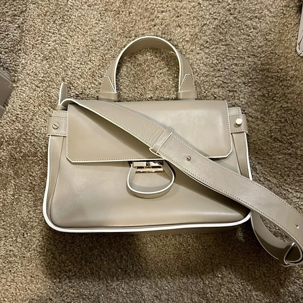 Lindsey Nicole large TriBeCa beige sand leather bag